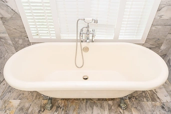 Standard Acrylic Bathtub