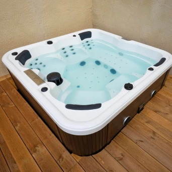 Multi-Jet Massage Whirlpool Bathtubs